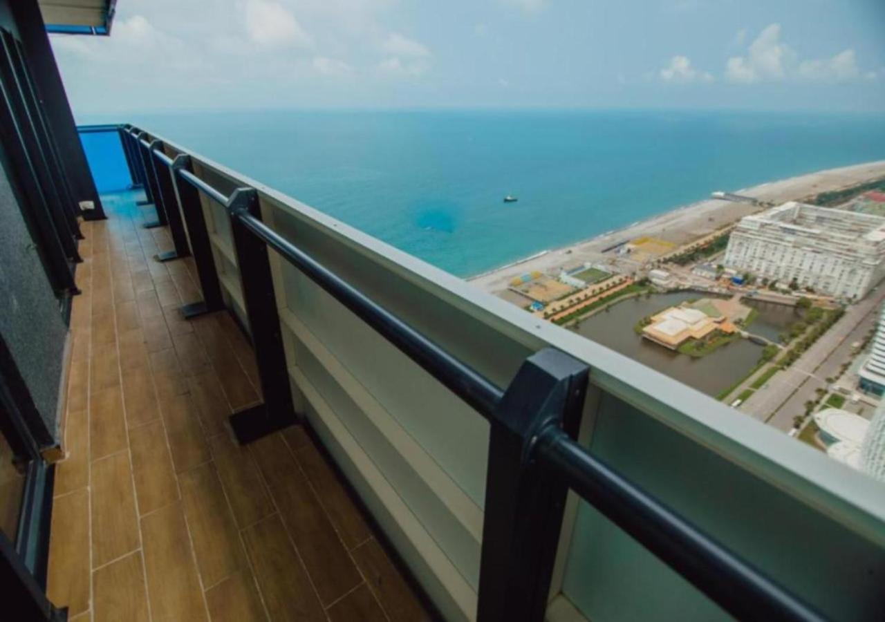 Orbi City Sea View Batumi Exterior photo